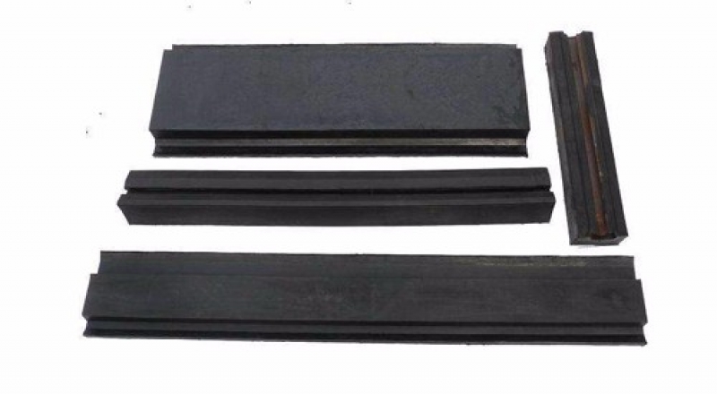 為什么選擇高質量的造粒機橡膠襯板